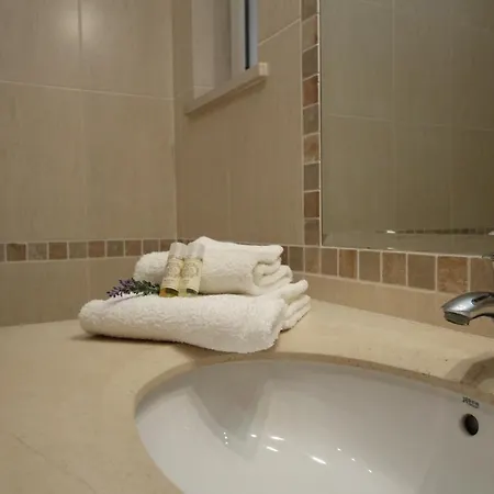 아파트 Acacias, Spacious With Sea View *